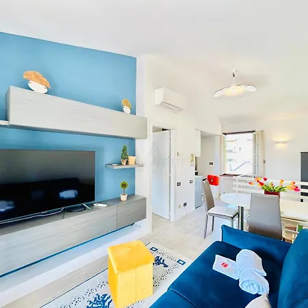 Parigi - 200m Dal Con Vista Piscina Appartement Sirmione